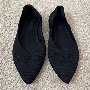 Serra Women's Ribbed Knit Pointed Toe Black Flats casual size 8